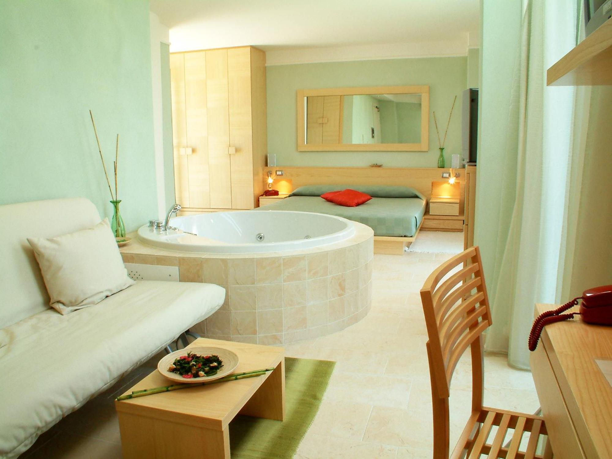 Alexandra Plaza Hotel Riccione Kültér fotó